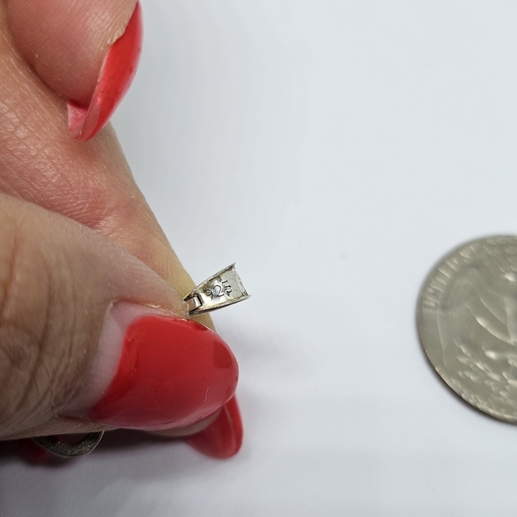 925 Solid Sterling Silver "S" Letter Pendant - Picture 3 of 3